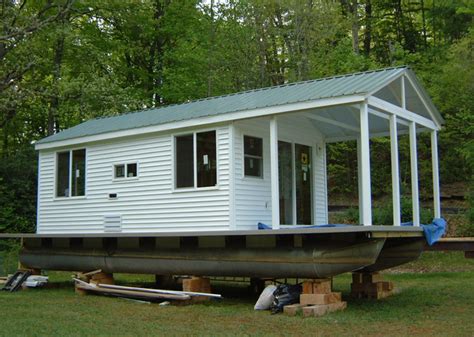Extremely Simple Pontoon House Boat Floating House House Boat Pontoon Houseboat