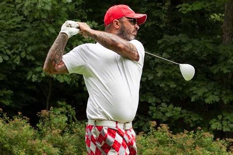 Aaron lewis is a 48 year old american musician. Aaron Lewis Golf Tournament, Concert Raise Money for Charity