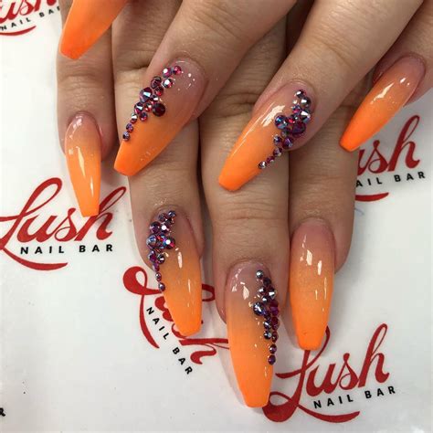 You should find the nearest hair salon and ask where to get some hair dye or if they have any hair. Nail Salon Serves Wine Near Me - Nail and Manicure Trends