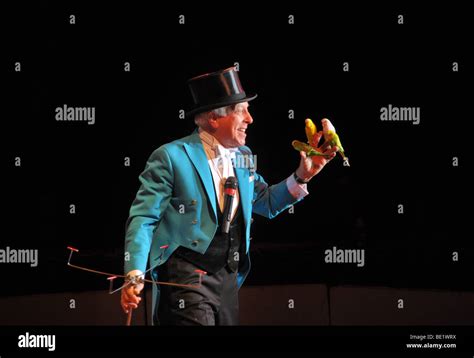 Circus Ringmaster Hi Res Stock Photography And Images Alamy