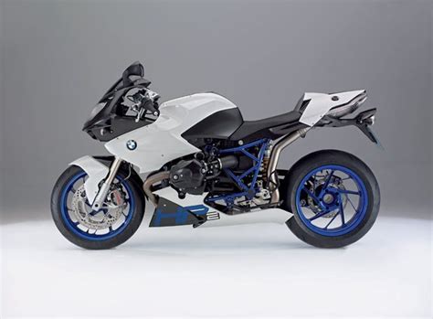 Aside from occasional decal and paint changes, none of the hp2 models were ever physically altered. BMW HP2 Sport 2008