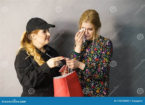 Security Guard And Shoplifter Stock Image Image Of Stealing Thief 178199089