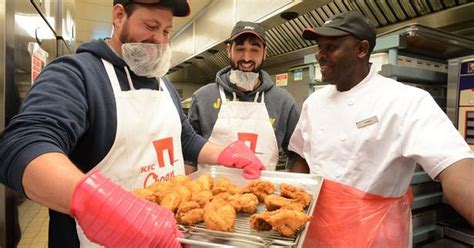 Kfc style fried chicken recipe | how to make crispy spicy fried chicken/ kfc chicken food 4 the soul thasocialbuttafly kitchen tabletalk 2 год. What really happens inside a KFC kitchen revealed as we go ...