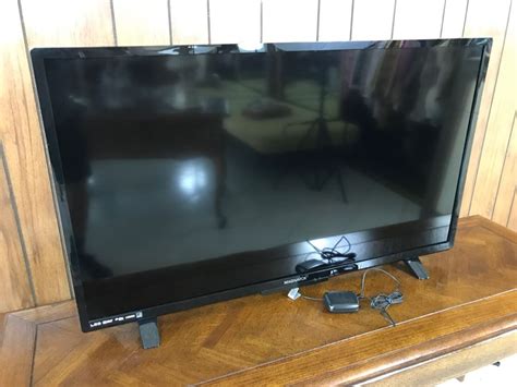Maybe you would like to learn more about one of these? Magnavox LED TV Model 40ME325V/F7