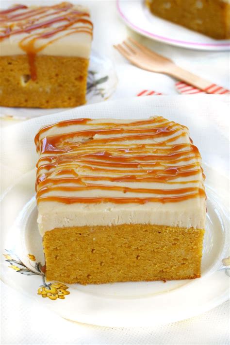 Pumpkin Poke Cake Recipe