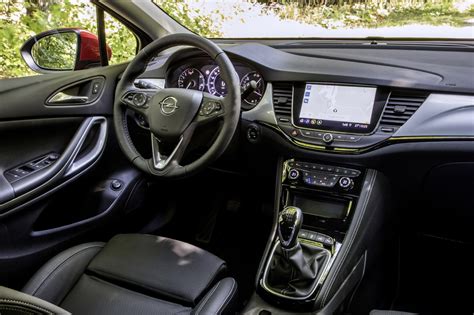 Opel zafira e life 2020. Essai Opel Astra restylée (2019) Que vaut la nouvelle ...
