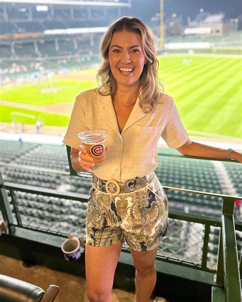 Amanda Balionis Renner Cbs Sports Rhotreporters