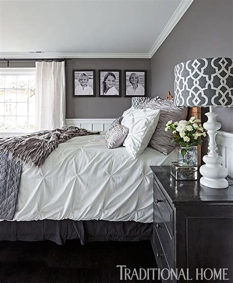 How To Decorate A Bedroom With Grey Walls Leadersrooms