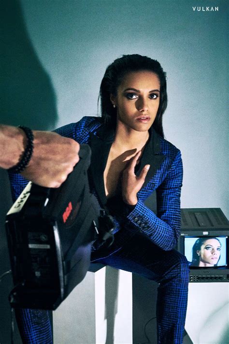 Pin By Andrea Finn On Maisie Richardson Sellers Maisie Richardson