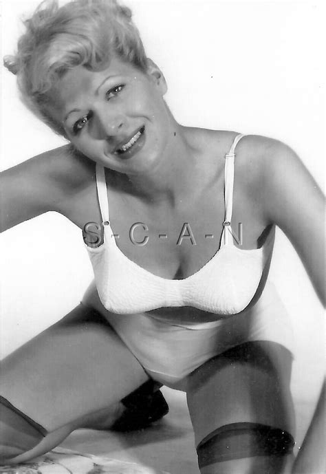 1940s 60s 4 X 6 Repro Risque Pinup RP Blond On Knees White Panties