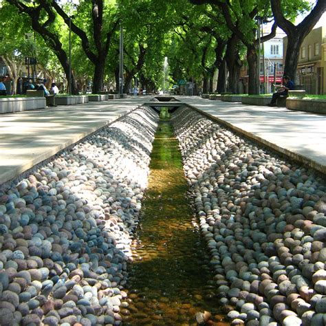 Mendoza is a city in the cuyo region of argentina and is the heart of the argentine wine region, famous for its malbecs and other red wines. Quieren que las acequias mendocinas sean patrimonio ...