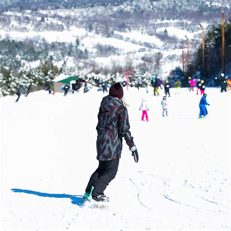 Ski And Snowboard In The Poconos This Winter At Blue Mountain Resort