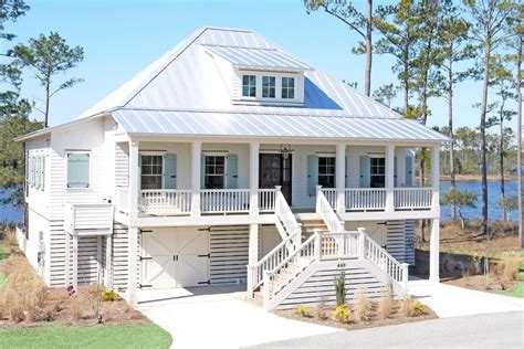 Some topsider stilt houses have been designed on steel pilings that are more than 25 feet tall. Pin on Curb Appeal Homes