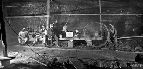 The Smithsonian Goes Deep Inside An Old Pennsylvania Coal Mine The