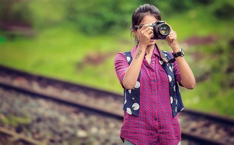 Camera Canon Women Free Photo On Pixabay