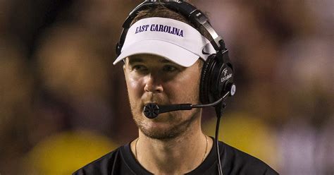 Oklahoma To Hire East Carolinas Lincoln Riley As Offensive Coordinator