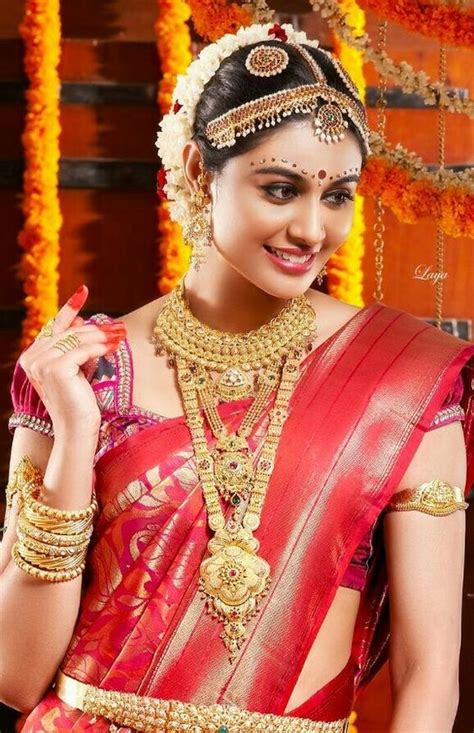 Check out these lovely south indian brides wedding saree + know where to shop these from? 20 South Indian brides who rocked the South Indian bridal ...