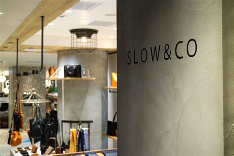 Slow Authentic Goods Store Yokohama Slow スロウ 公式サイト 革製のバッグ、財布 等の製造販売