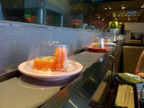 Gindaco, japan's no.1 premium takoyaki, delivers this beloved japanese street snack to perfection. Eat Like a Boss: Hokkaido Sushi @ One Utama