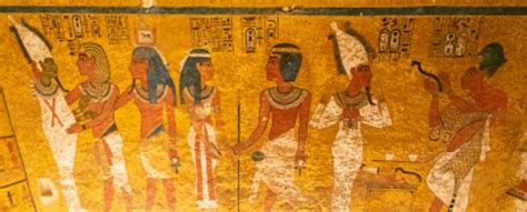 Secret Clues In Tutankhamuns Tomb Reignite The Idea That Nefertiti Is