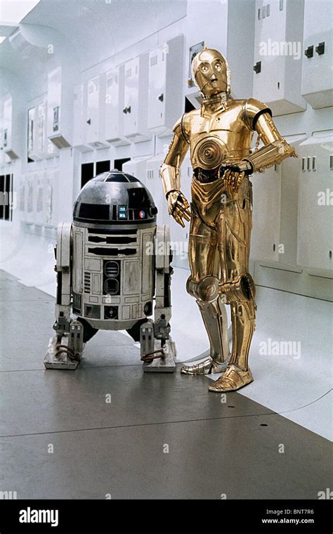 A New Hope R2 D2 C 3po 1977 Stockfotos And A New Hope R2 D2 C 3po 1977