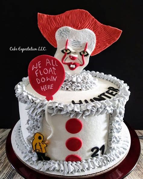 It Pennywise Clown Cake Clown Cake Cake Halloween Party Drinks
