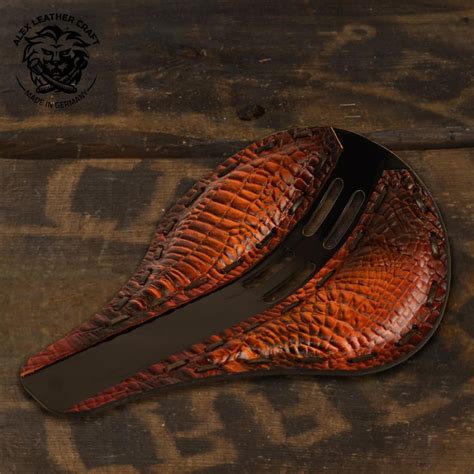 Get the wilder factory signature style with this narrow seat that shows off your frame. Triumph Bonneville Bobber Seat since 2016 "Long" 4Fourth ...