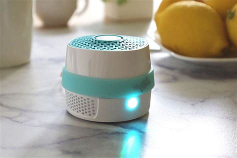 A bunch of cute presents that don't cost a ton? 10 Cool Gadget Gift Ideas Under $50