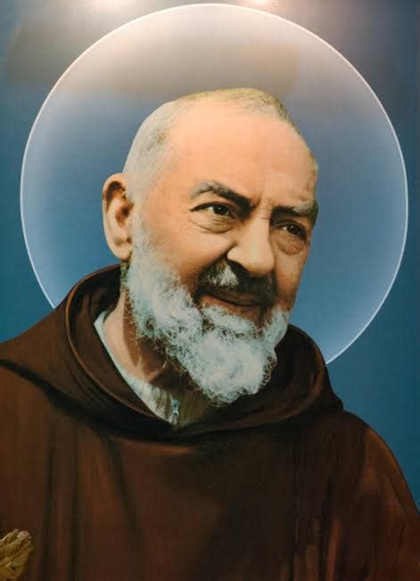 Hoje Celebramos São Pio De Pietrelcina O Santo Dos Estigmas