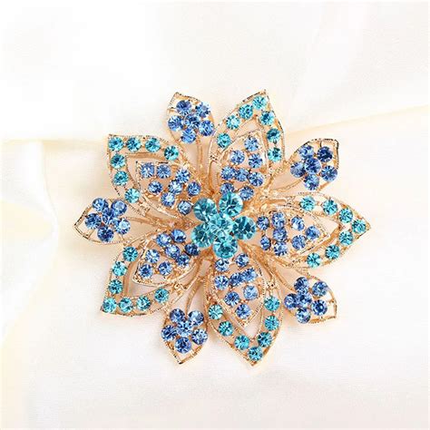 Jinglang Fashion Gold Color Rhinestone Brooches High Quality Pierced Flower Brooches For Women