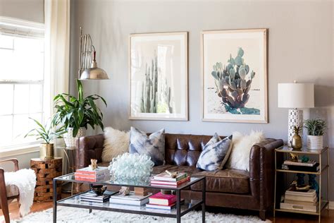 When brainstorming living room decorating ideas with black leather furniture, take some cues from the overall design of the couch. An Austin House Evolves into California Cool | Brown couch ...