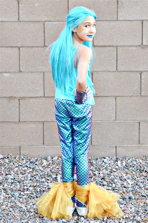 Diy Mermaid Costume Learn How To Add A Mermaid Fin Tail To Leggings