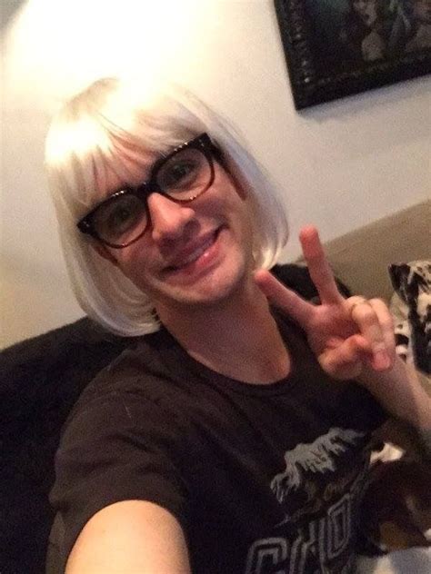 Whos Grandma Is This Emo Bands Music Bands Brendon Urie Memes Dallon