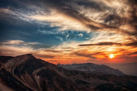 Brown Rocky Mountain During Sunset Hd Wallpaper Wallpaper Flare