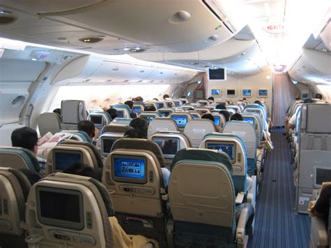 However, i mostly hung out at the onboard bar and lounge at the rear of the upper deck interacting with the crew, fellow avgeeks, and. A380 - Upper Deck Cabin | airbus777 | Flickr