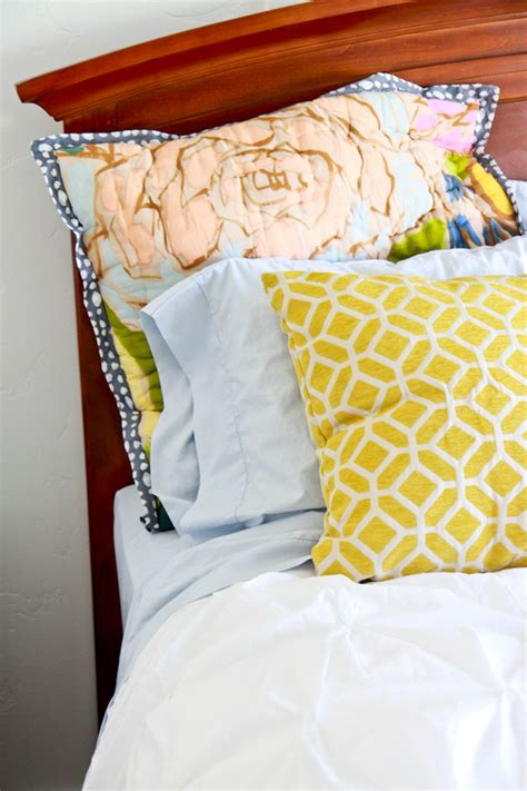 Buy cheap home decor online at lightinthebox.com today! Decorating the home with Ross Dress for Less! | SandyALaMode