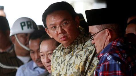 Sidang Pertama Ahok Tolak Dugaan Penistaan Agama Bbc Indonesia