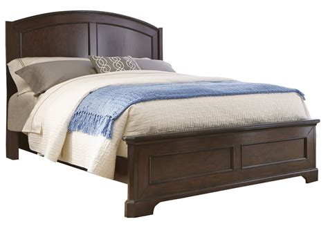 Liberty Furniture Avington King Panel Bed In Dark Cognac 172 Br Kpb