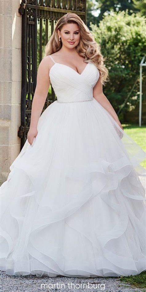 Click here for more curvy bridal inspiration. 12 Plus Size Ball Gowns Wedding Dresses | Wedding Dresses ...