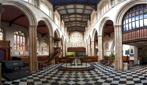University of oxford is one of the world's renowned institutions, and the dream of many ambitious students. Premium Oxford Walking Tour - Free Oxford Walking Tours