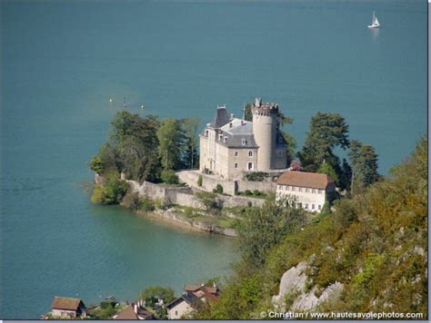 Photo Du Château De Ruphy Sur La Presquîle De Duingt Vu Depuis Le
