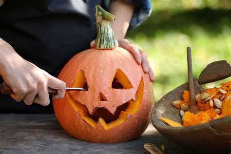 Halloween Pumpkin Carving Party Ideas
