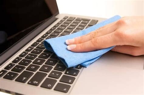 How To Effectively Clean Your Laptop