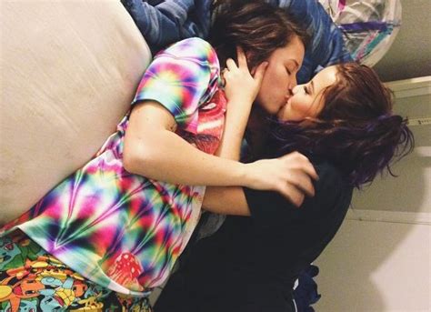 Lesbian Dear Future Husband Lesbians Kissing