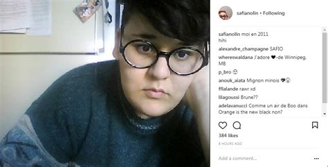 Safia nolin est manifestement en couple, cela à en juger les photos instagram et les mots d'amour envoyés à claire pommet, une française qui elle aussi évolue dans le monde (aussi, on vous invite à écouter ce que pomme (son nom d'artiste) fait comme musique juste plus bas, c'est vraiment beau!) Vie de Stars