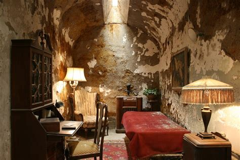 Al Capones Prison Cell At Eastern State Penitentiary Pa Pics