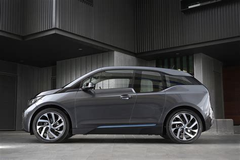 The discussions around the place of the electric car in the modern motoring ecosystem are unlikely to abate any time soon. 2017 BMW i3 94Ah Review | CarAdvice