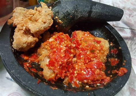 Potong fillet dada ayam sesuai ukuran yang dikehendaki. Resep Ayam Geprek Crispy - Rectangle Circle