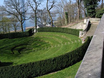 We did not find results for: Hamburg-Blankenese: Römischer Garten