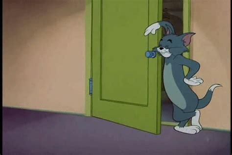 Eventually, jerry takes up residence among the pins. The Tom and Jerry Online :: An Unofficial Site : TOM AND ...